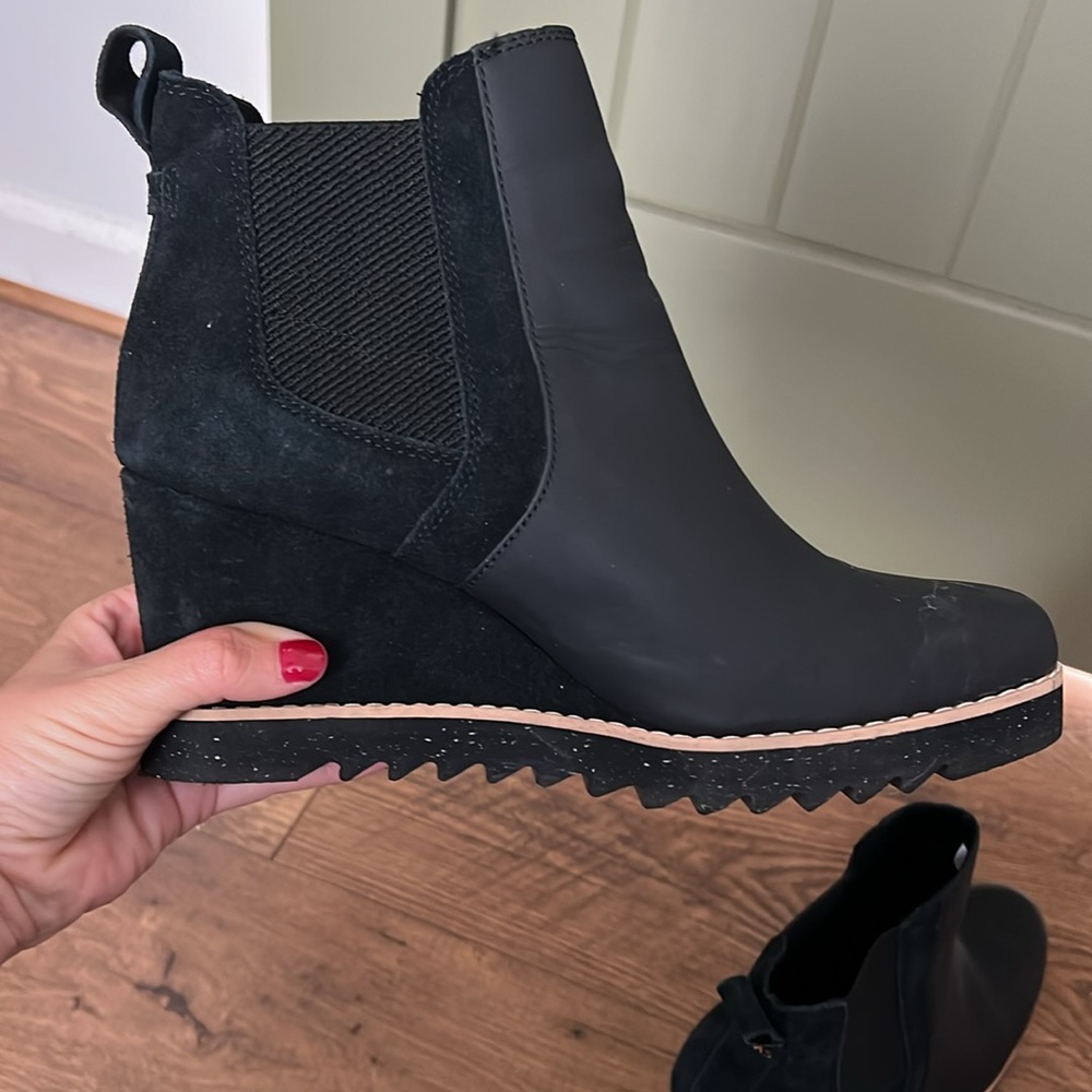 Black Toms Maddie Wedges
